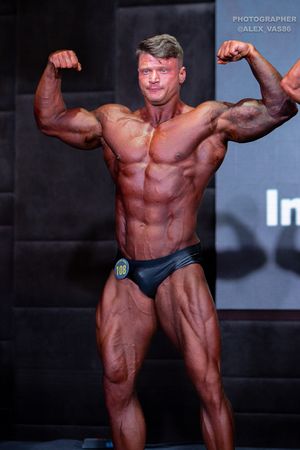 СLASSIC PHYSIQUE +178